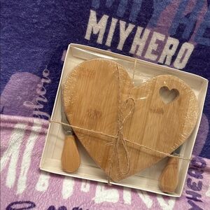 Heart-Shaped Bamboo Cheese Board Set